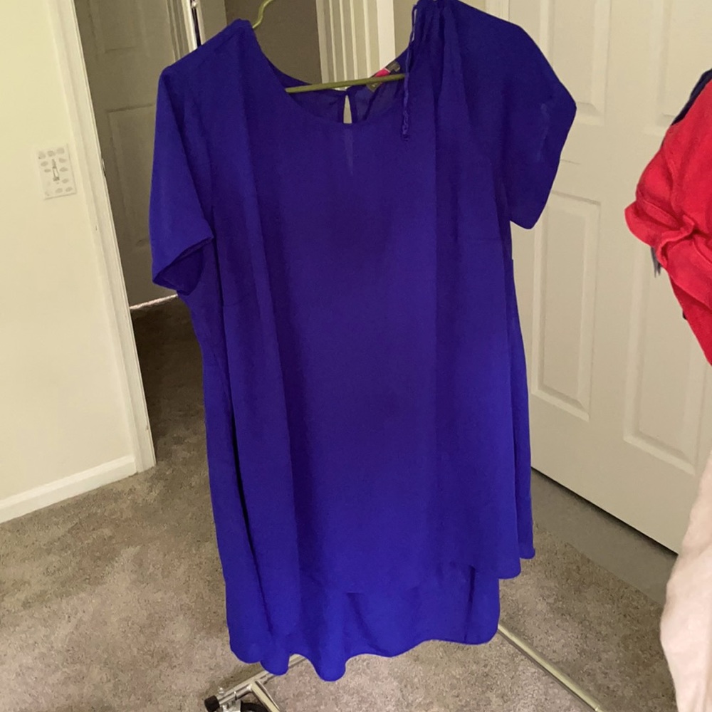 Vince Camuto high low top size 1x